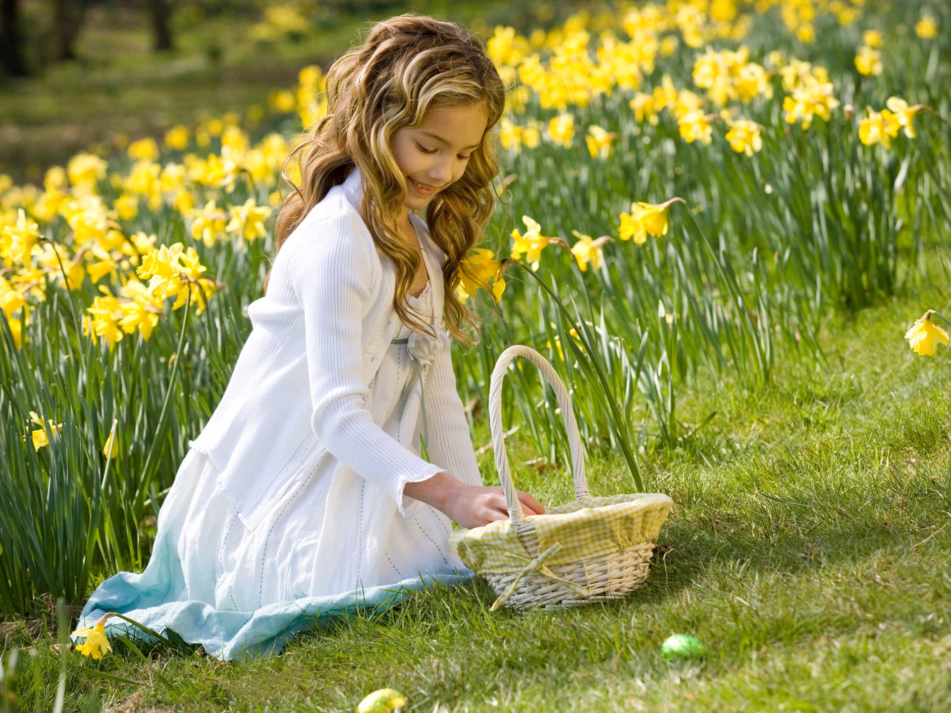 Balaton szállás Zamárdi Platán Garden & Rooms húsvét nárcisz szüret Kőröshegy