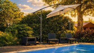 A Platán Garden & Rooms egy családias hangulatú balatoni hotel Zamárdiban, pár perc sétára a Balatontól.