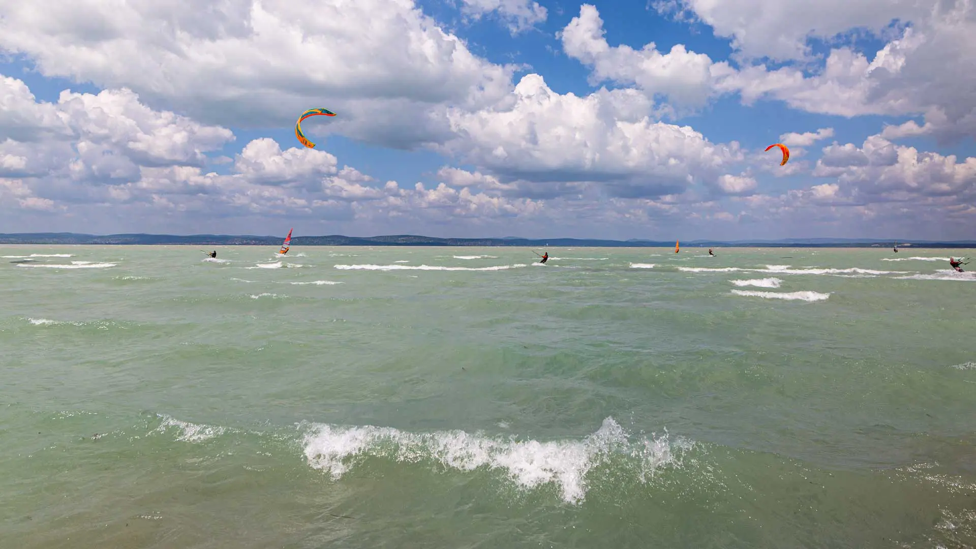 előszezon - Platán Hotel Zamárdi Balaton kite