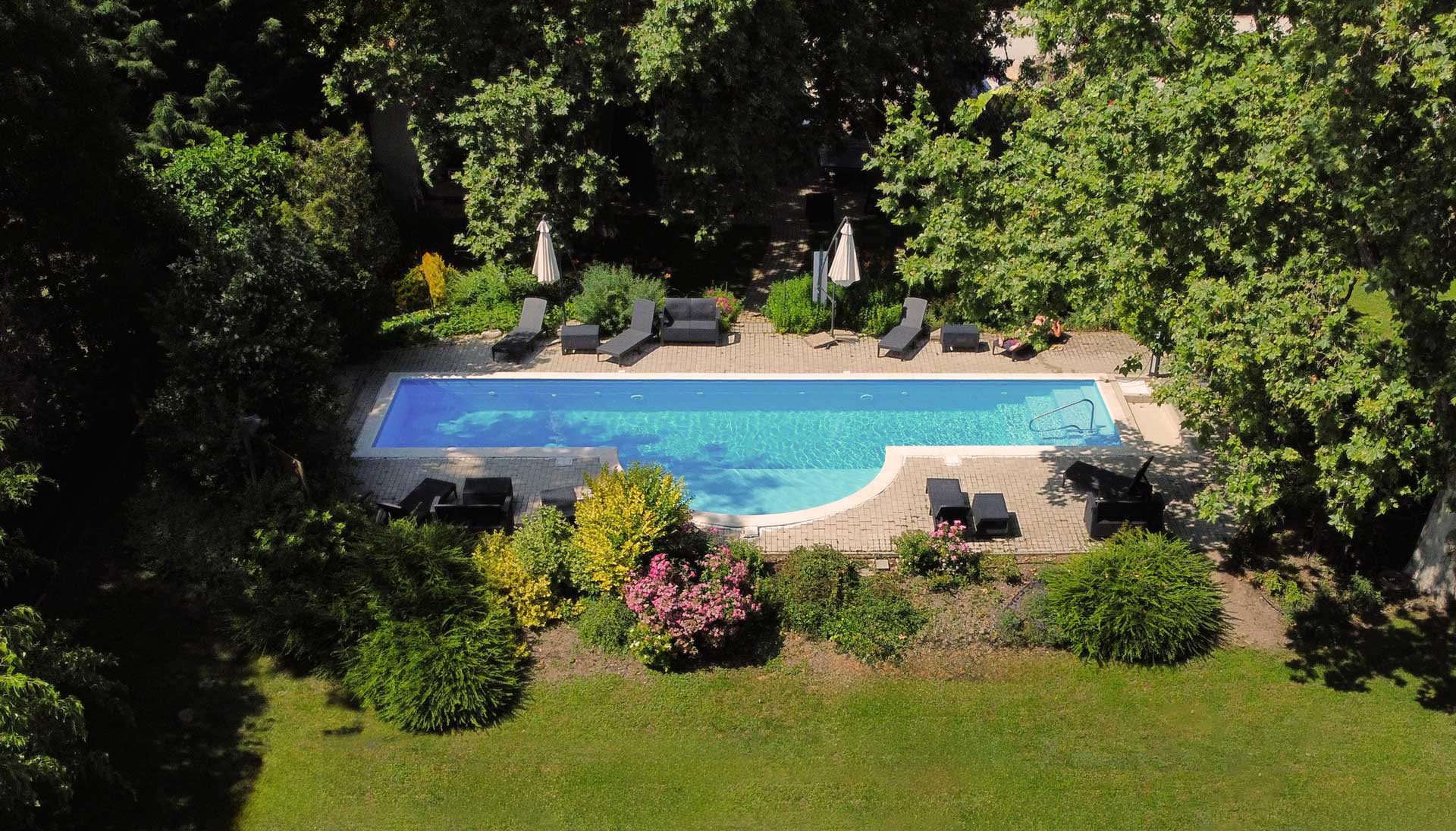 Platán Hotel Balaton Zamárdi medence