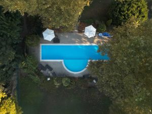 A Platán Garden & Rooms szálláshelyen számtalan szolgáltatás érhető el. Medence, szauna, kerékpárbérlés, család- és kisállatbarát szolgáltatások várják a vendégeket.