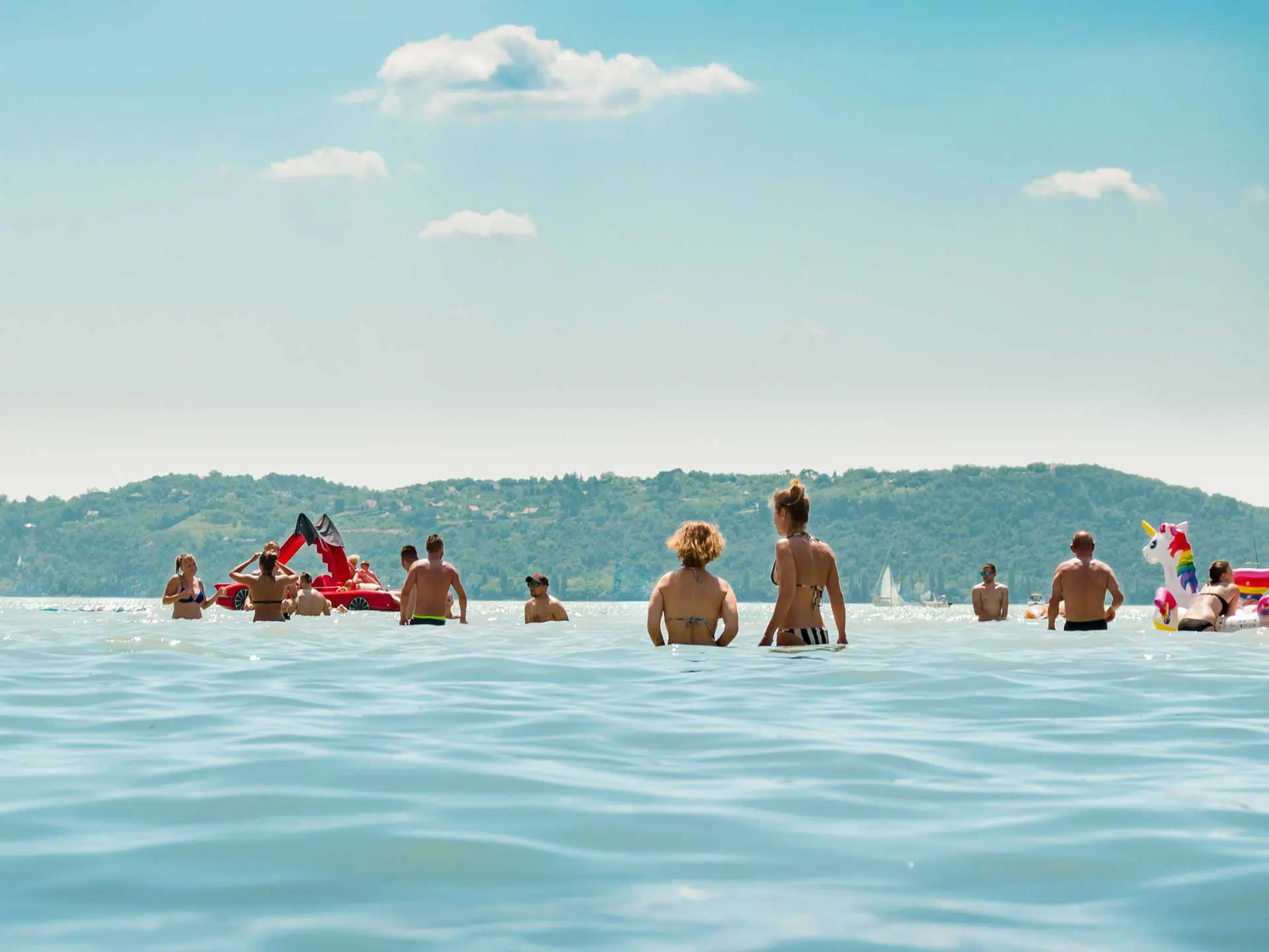 Zamárdi szabadstrand a Balatonon a Platán Garden & Rooms közelében