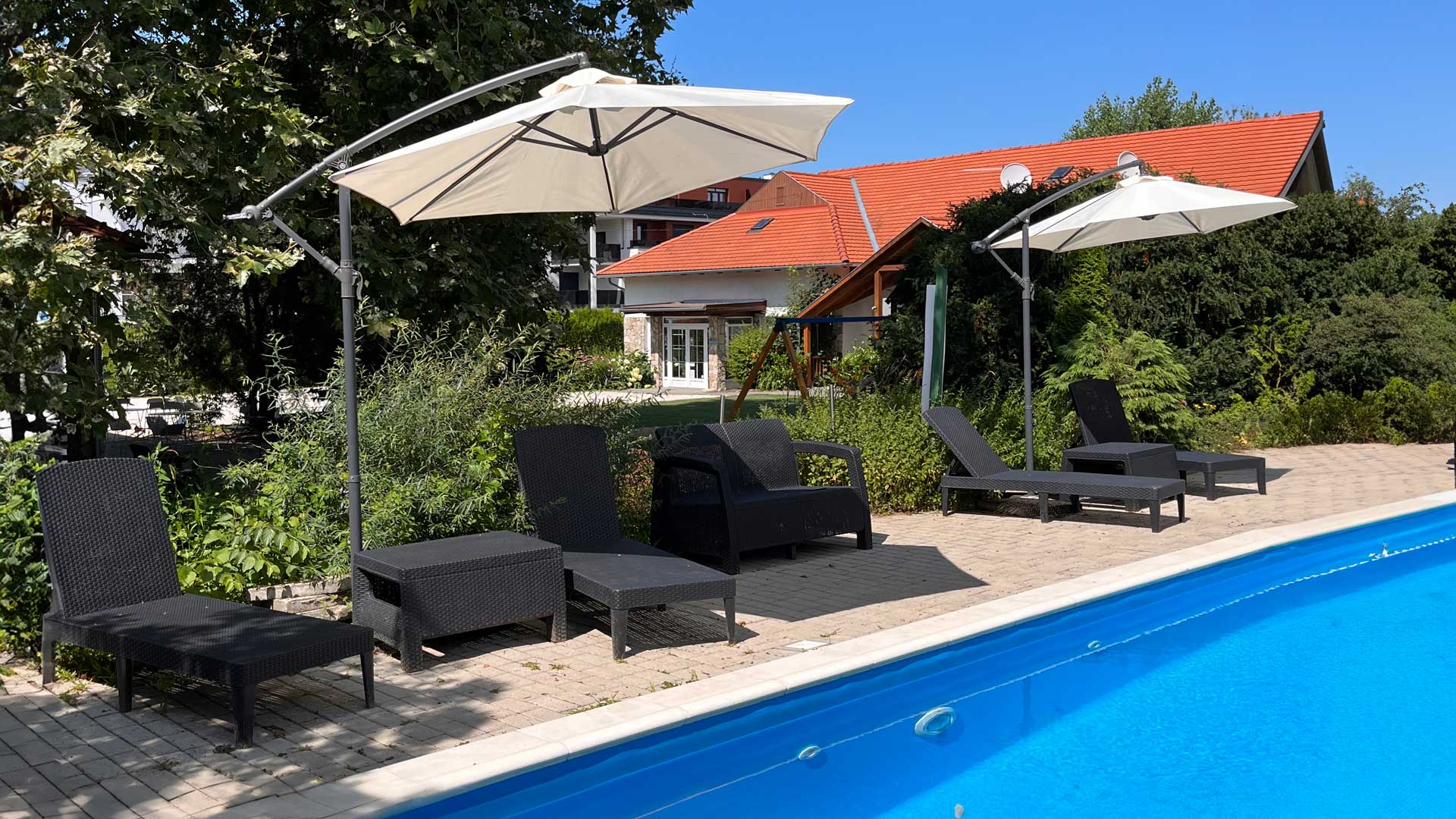 zamárdi Platán Hotel Balaton medence